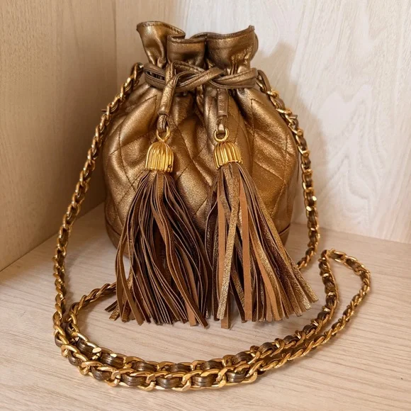 Vintage I Magnin Gold Quilted Drawstring cross body Chain Strap and tassels - Picture 2 of 15